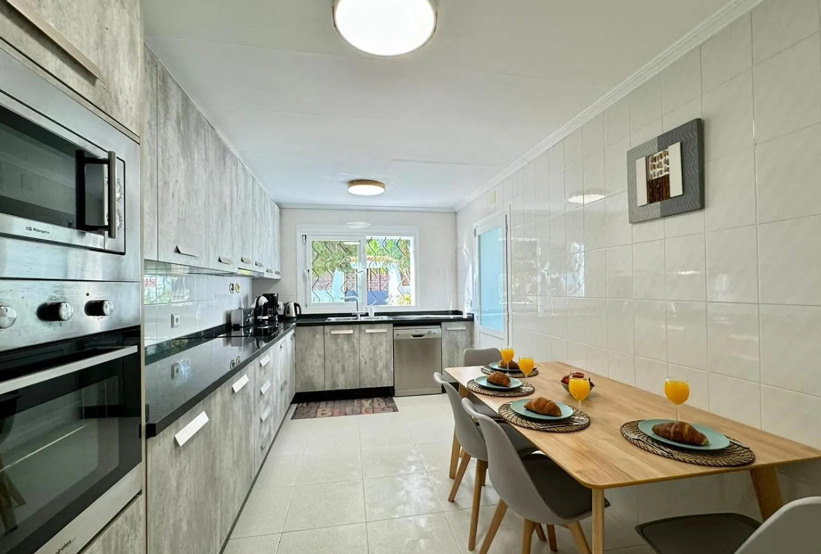 Villa Walk To O Beach Large Pool Bbq Сан-Антонио-Абад 0*,